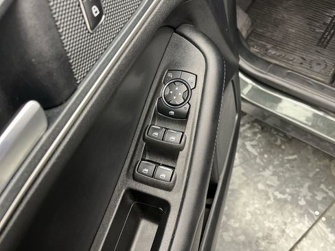 Certified 2024 Ford Edge SEL w/ Convenience Package image 9