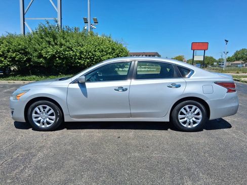 Used 2015 Nissan Altima 2.5 S FWD image 5
