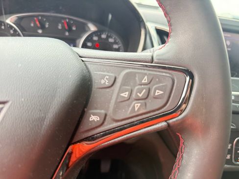 Used 2023 Chevrolet Equinox RS AWD/4WD image 16