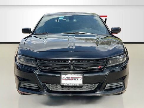Used 2022 Dodge Charger SXT w/ Leather Interior Group RWD image 2