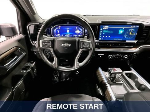 Used 2024 Chevrolet Silverado 1500 RST w/ Z71 Off-Road Package AWD/4WD image 12