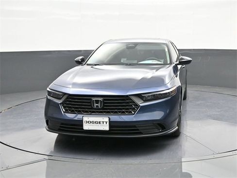 New 2025 Honda Accord SE image 23