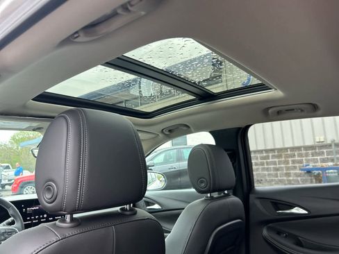 Used 2024 Buick Encore GX Avenir w/ Avenir Technology Package AWD/4WD image 24