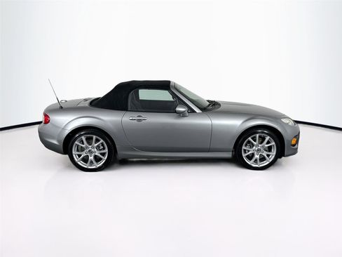 Used 2013 MAZDA MX-5 Miata Grand Touring RWD image 10