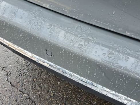 Certified 2025 Chrysler Pacifica Select image 33