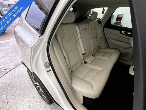 Certified 2023 Volvo XC60 B5 Plus w/ Climate Package AWD/4WD image 36