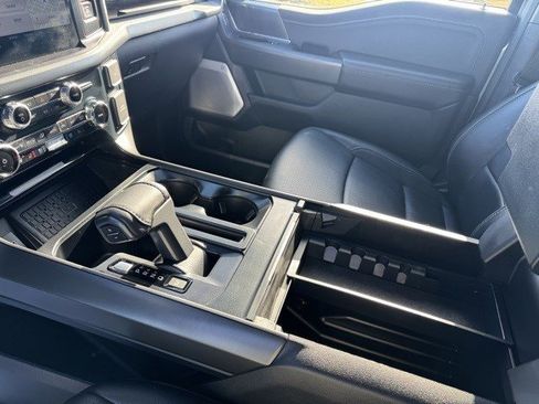 Certified 2025 Ford F150 Lariat w/ Equipment Group 502A High image 27