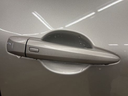 New 2026 Nissan Rogue Platinum image 11