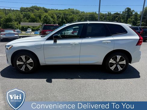 Certified 2025 Volvo XC60 T8 Plus w/ Protection Package Premier AWD/4WD image 5