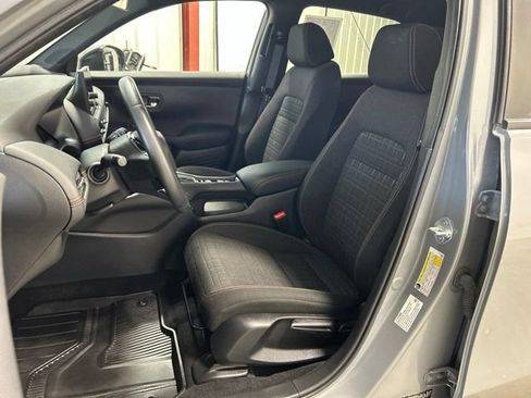 Certified 2025 Honda HR-V Sport image 15