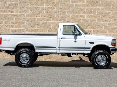 Used 1997 Ford F250 4x4 Regular Cab Heavy Duty image 13