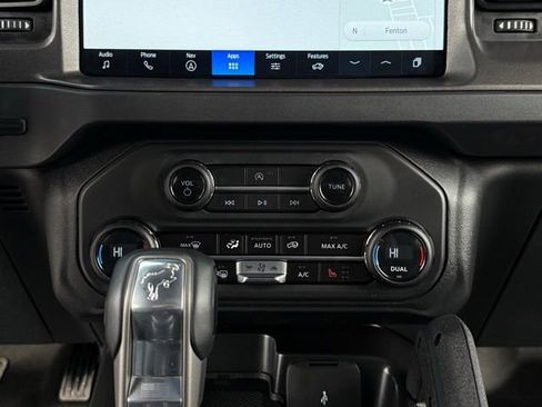 Certified 2025 Ford Bronco Big Bend w/ Black Diamond Package image 27