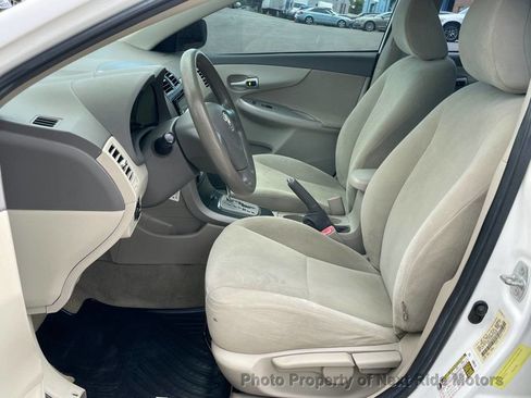 Used 2010 Toyota Corolla LE FWD image 9