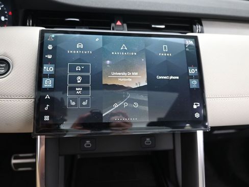 New 2025 Land Rover Discovery Sport Dynamic SE AWD/4WD image 24
