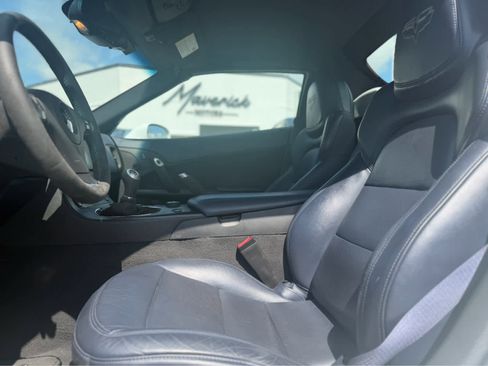 Used 2013 Chevrolet Corvette 427 w/ 1SC Preferred Equipment Group RWD image 5
