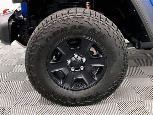 Used 2021 Jeep Gladiator Mojave w/ Cold Weather Group AWD/4WD image 10