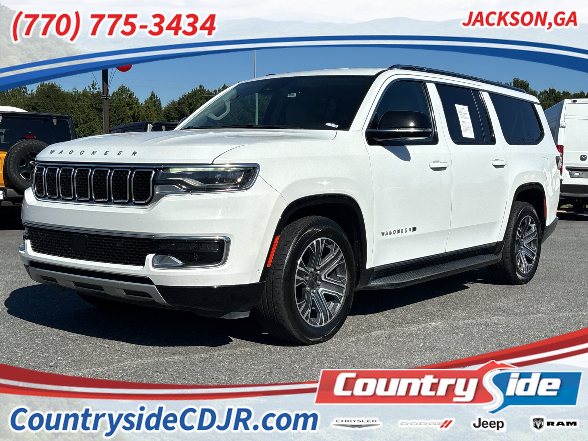 Used 2024 Jeep Wagoneer L Series II RWD image 1