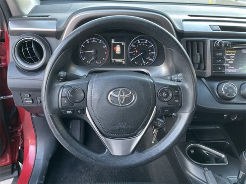 Used 2017 Toyota RAV4 LE image 16