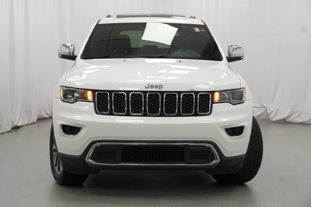 Used 2018 Jeep Grand Cherokee Limited AWD/4WD image 12