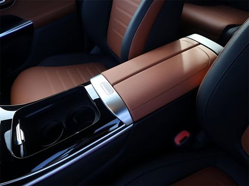 New 2026 Mercedes-Benz GLC 43 AMG 4MATIC image 34