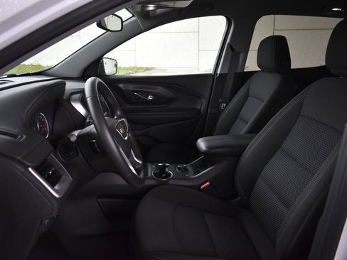 Used 2023 GMC Terrain SLE w/ Driver Convenience Package FWD image 16