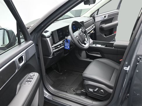 New 2026 Hyundai Santa Fe SEL FWD image 5