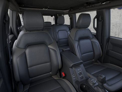 New 2025 Ford Bronco Outer Banks image 10