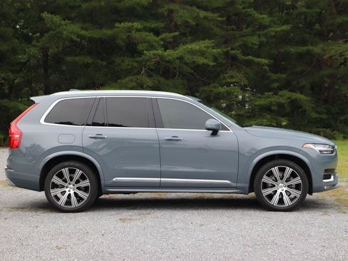 Used 2021 Volvo XC90 T6 Inscription w/ Advanced Package AWD/4WD image 2