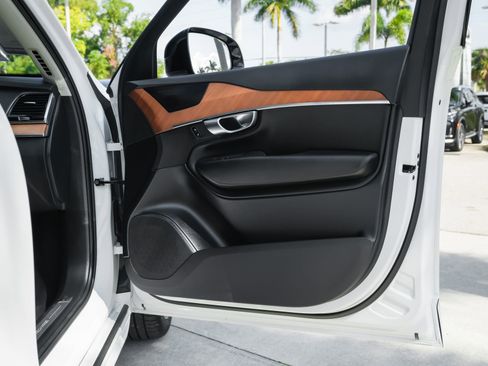 Used 2023 Volvo XC90 T8 Plus w/ Protection Package image 39