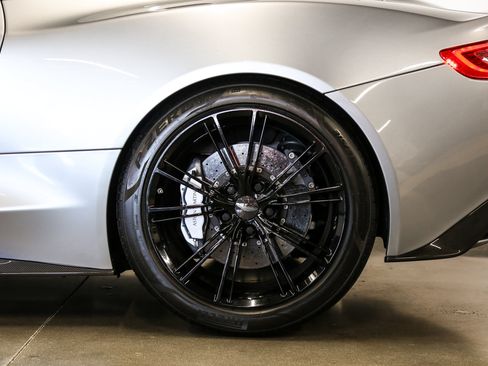 Used 2014 Aston Martin Vanquish Coupe RWD image 20