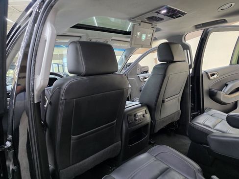 Used 2017 GMC Yukon XL Denali w/ Open Road Package AWD/4WD image 26