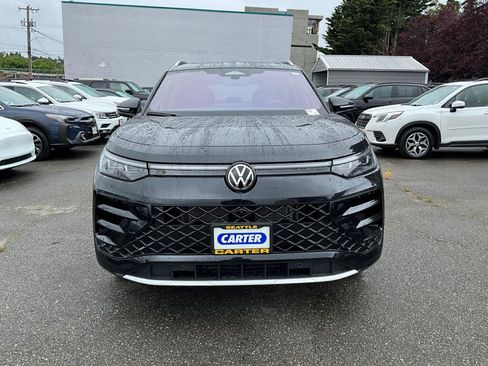 New 2026 Volkswagen Tiguan SEL R-Line AWD/4WD image 3