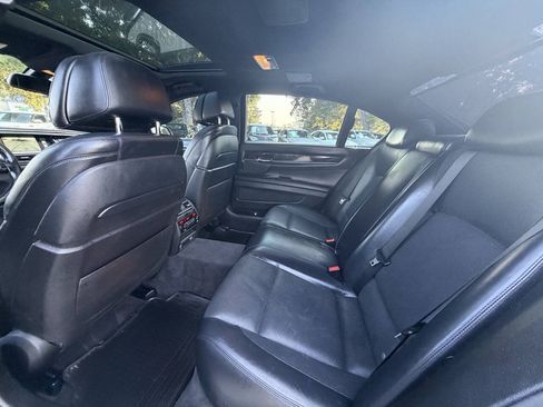 Used 2014 BMW 750Li RWD image 22