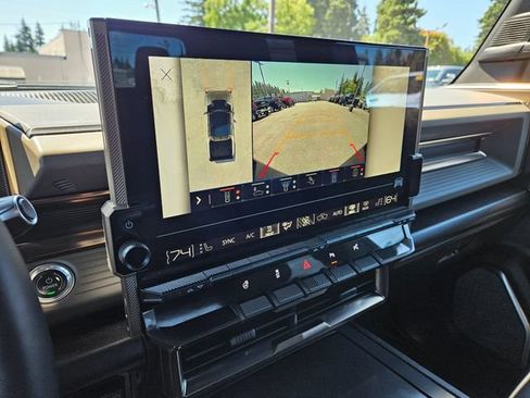 Used 2025 GMC Hummer EV 2X AWD/4WD image 36