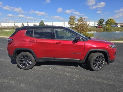 New 2026 Jeep Compass Limited AWD/4WD image 17