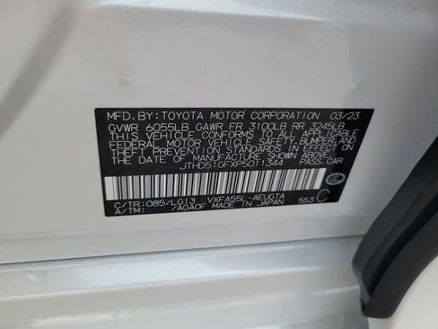 Used 2023 Lexus LS 500 500 Base image 32