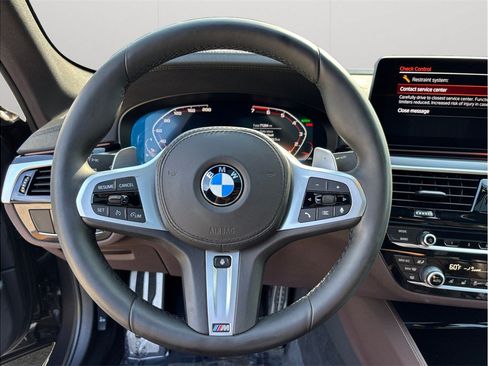 Used 2021 BMW M550i xDrive w/ Premium Package AWD/4WD image 30