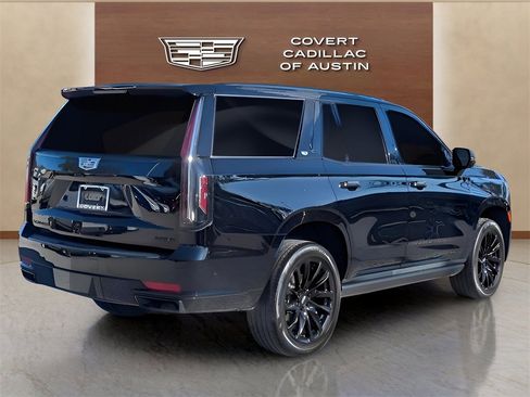 Used 2021 Cadillac Escalade Sport Platinum w/ LPO, ONYX Package image 4