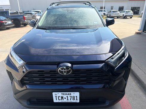 Used 2023 Toyota RAV4 XLE w/ Convenience Package FWD image 3