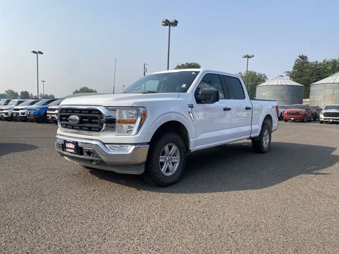 Used 2022 Ford F150 XLT w/ Trailer Tow Package AWD/4WD image 8