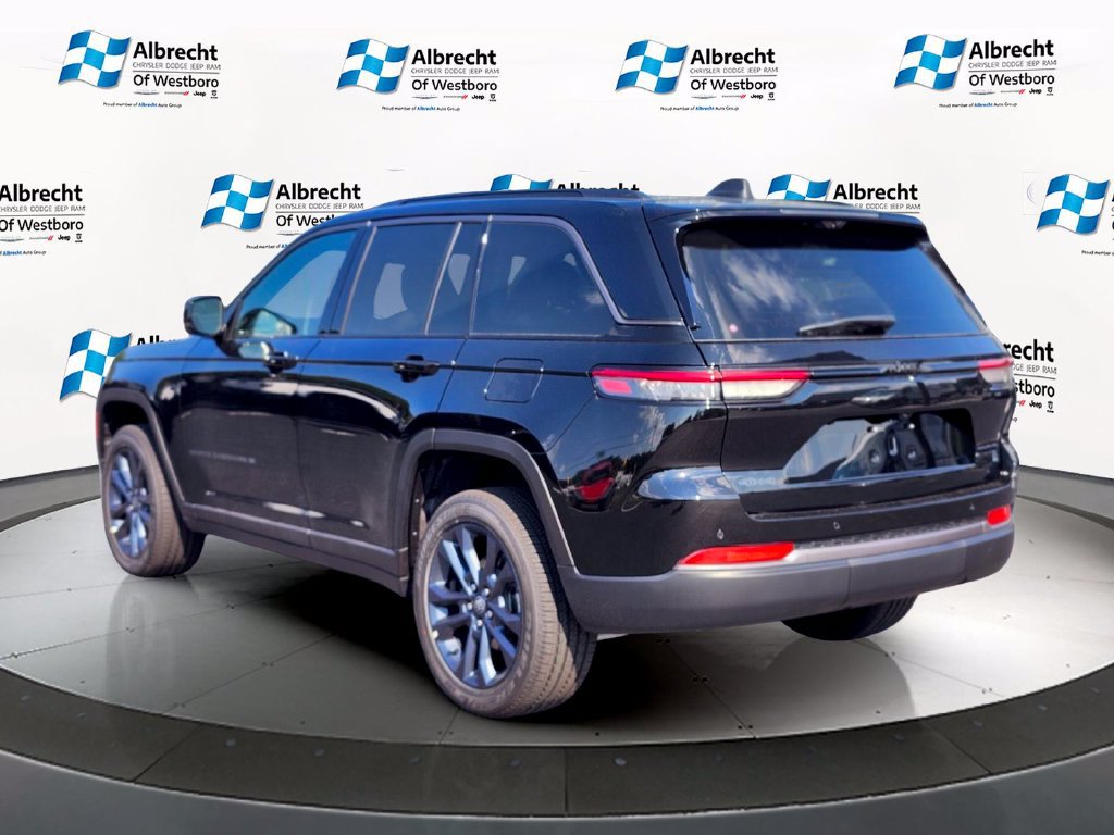 New 2026 Jeep Grand Cherokee Limited AWD/4WD image 3