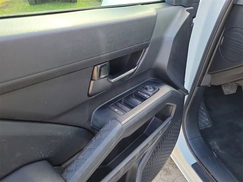 Used 2024 Toyota Tacoma SR5 image 10