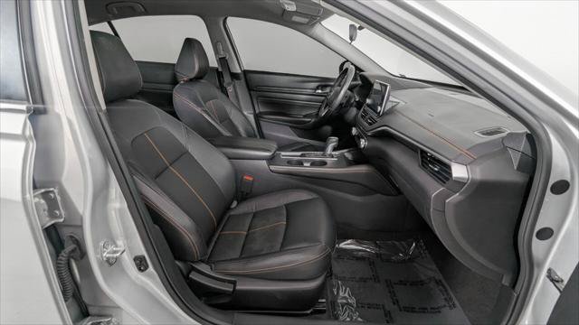 Used 2022 Nissan Altima 2.5 SR FWD image 23