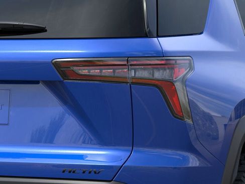 New 2025 Chevrolet Equinox ACTIV w/ Safety and Technology Package image 35