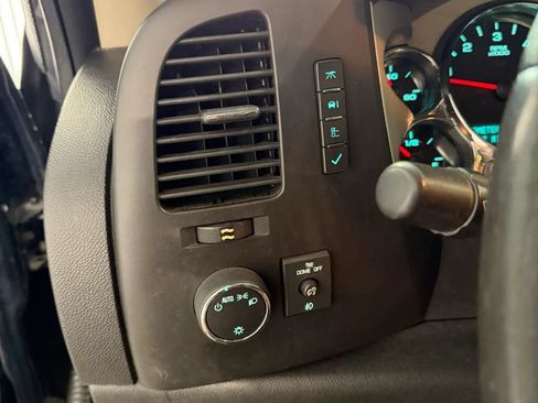 Used 2013 Chevrolet Silverado 1500 LT RWD image 26