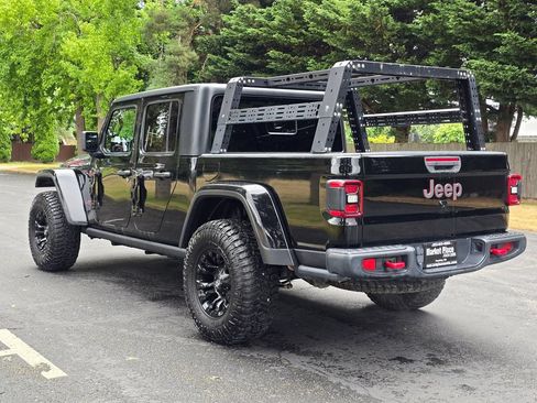 Used 2020 Jeep Gladiator Rubicon AWD/4WD image 4