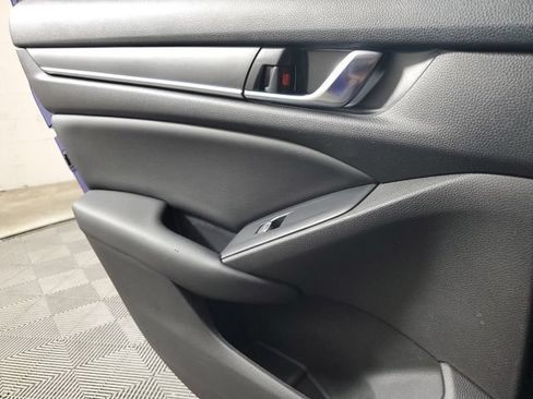 Used 2022 Honda Accord Sport image 17