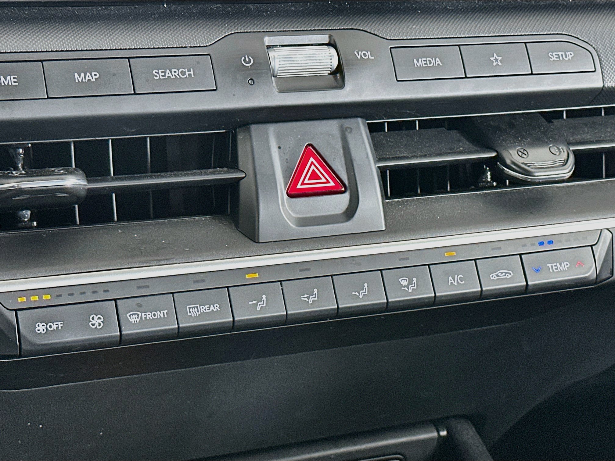 Used 2025 Kia K4 FWD image 24