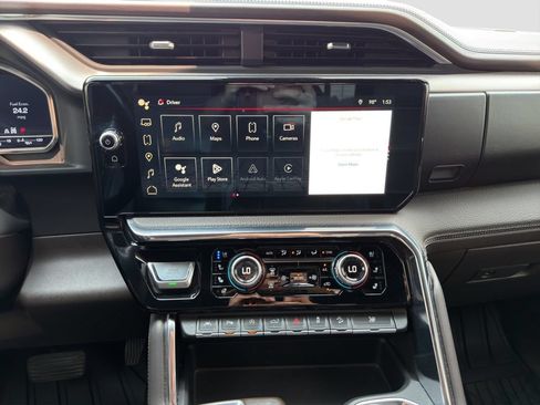 Used 2024 GMC Sierra 1500 Denali AWD/4WD image 16