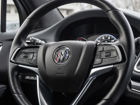 Used 2024 Buick Enclave Premium image 27